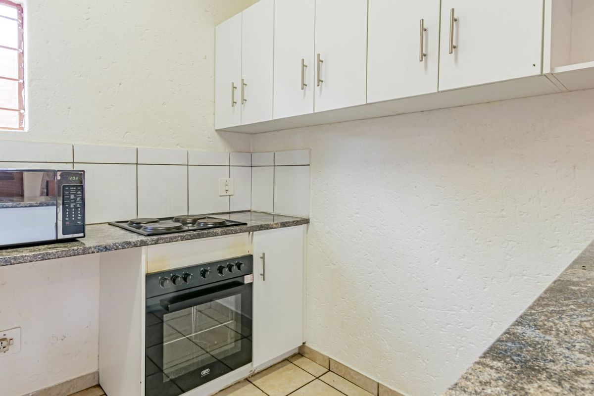 Apartment For Sale in Ferndale - Photo 2