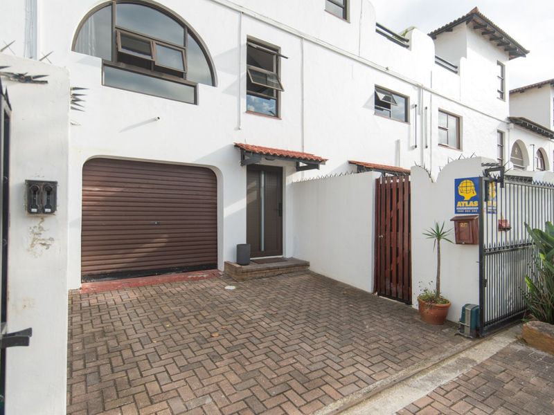 Townhouse For Sale in South End - Photo 4