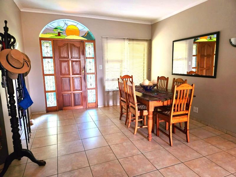 House For Sale in Lanseria - Photo 6