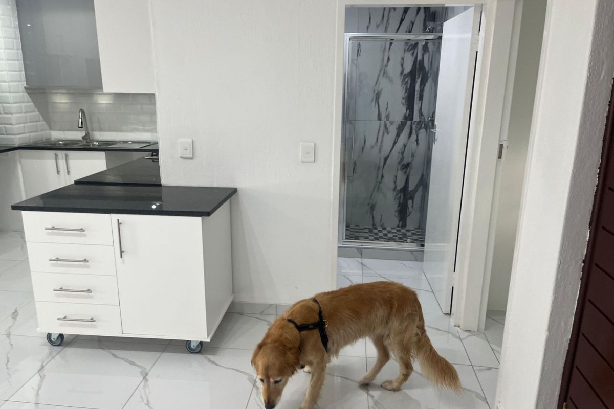 Apartment For Sale in Morningside - Photo 5