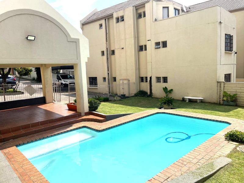 Apartment For Sale in Morningside - Photo 2