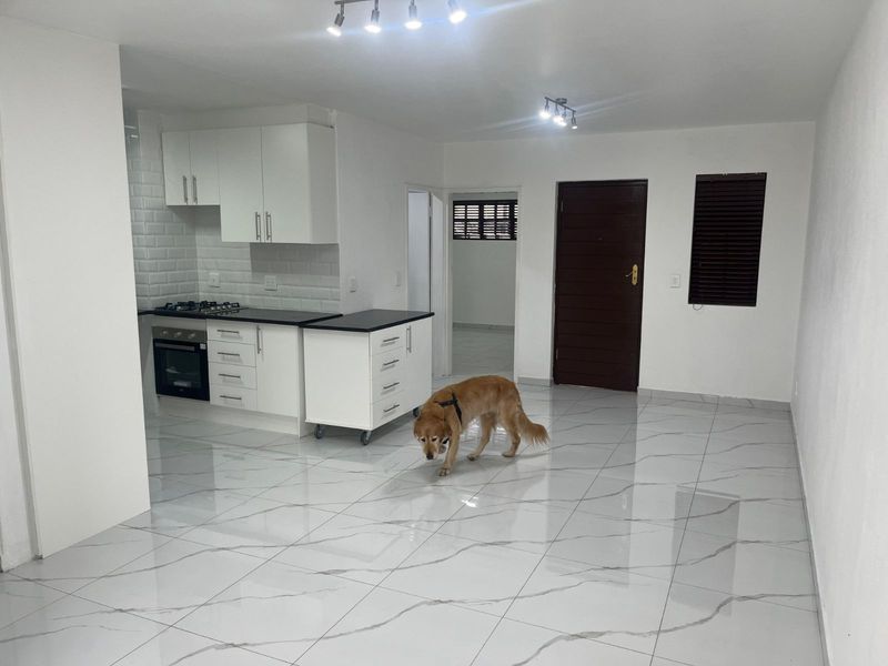 Apartment For Sale in Morningside - Photo 4