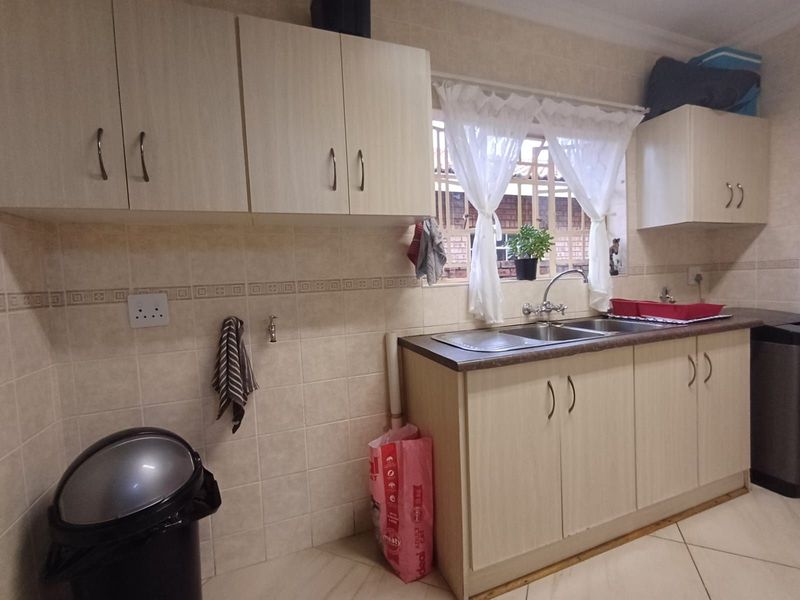 Townhouse For Sale in Flimieda - Photo 9