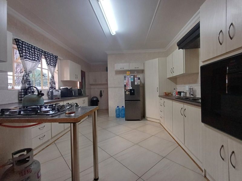 Townhouse For Sale in Flimieda - Photo 8