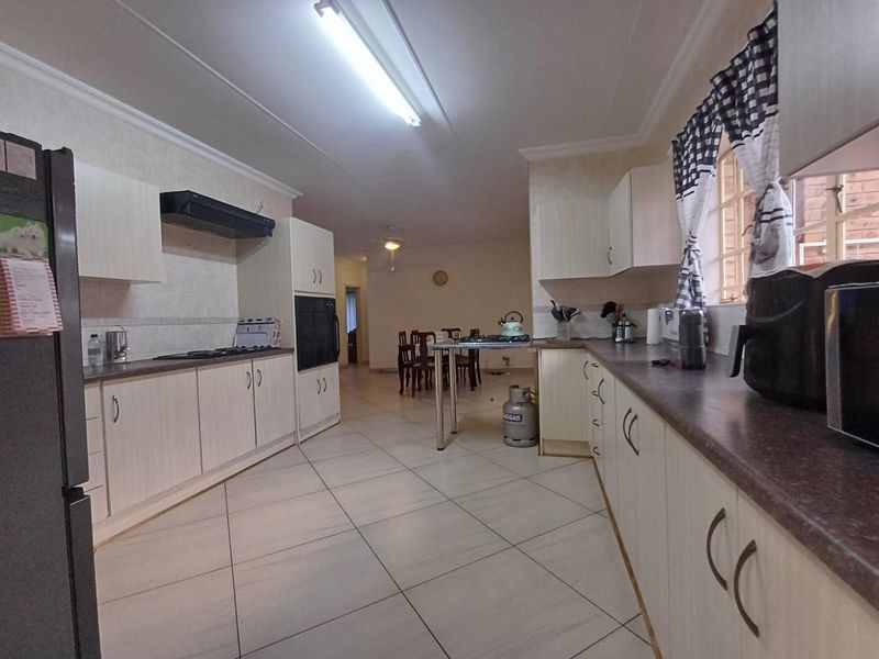 Townhouse For Sale in Flimieda - Photo 7