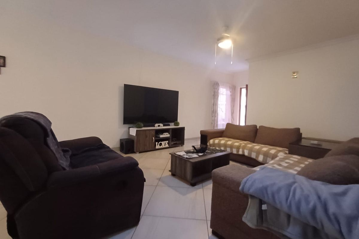 Townhouse For Sale in Flimieda - Photo 3