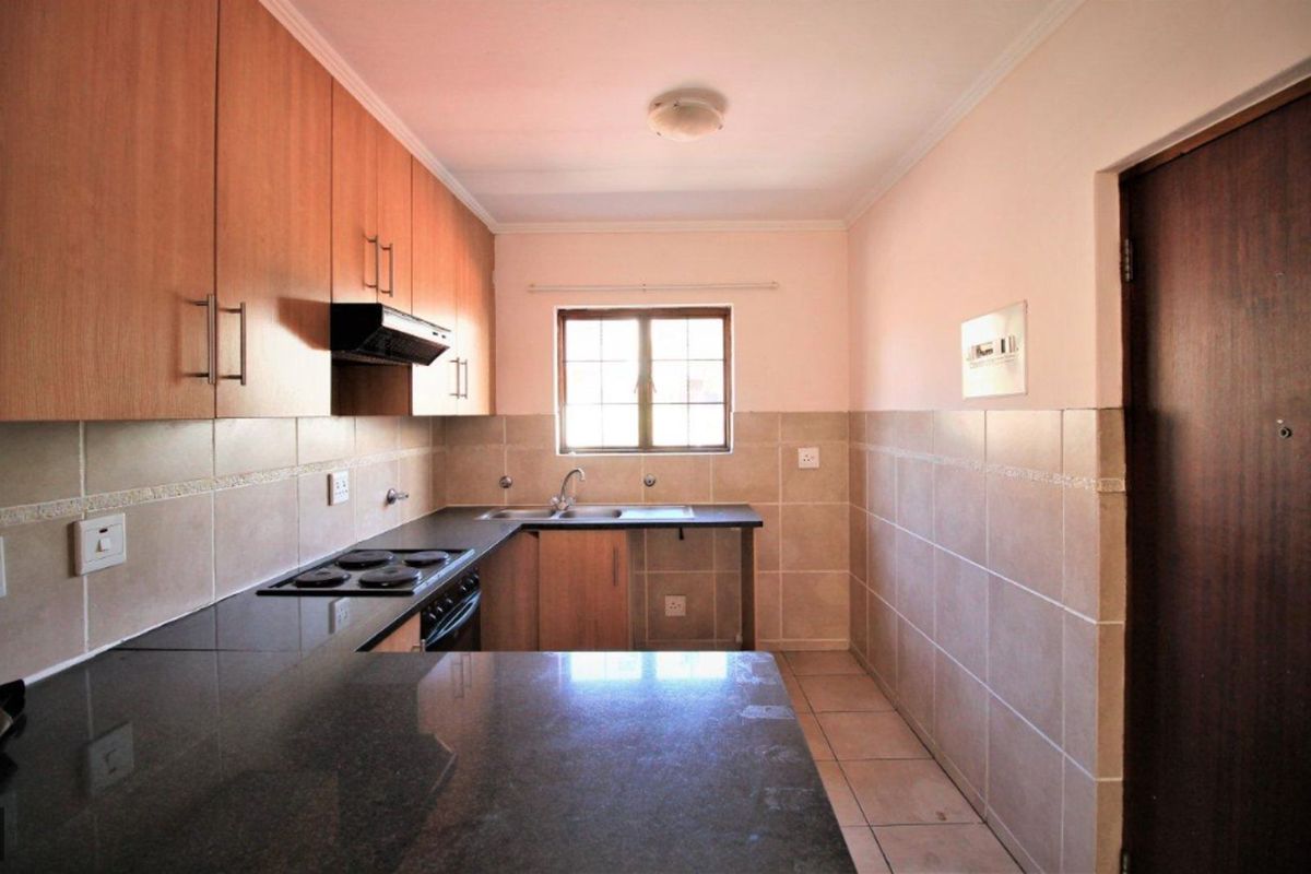 Apartment For Sale in Rivonia - Photo 3