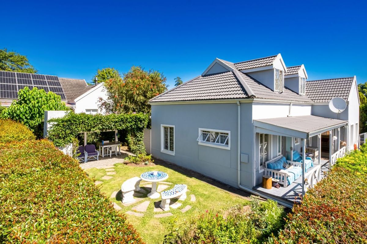 House For Sale in Heather Park - Photo 3