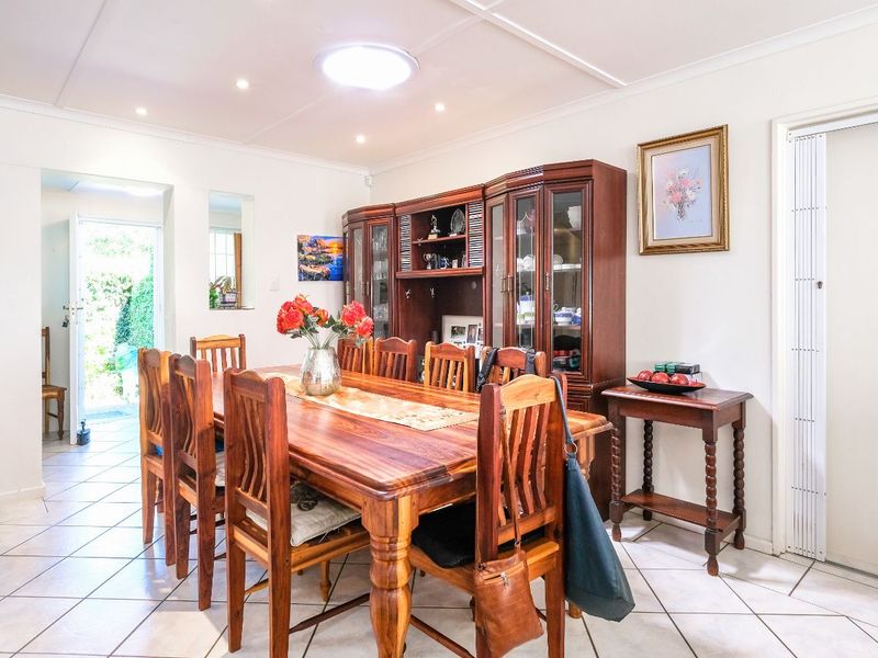 House For Sale in Heather Park - Photo 10