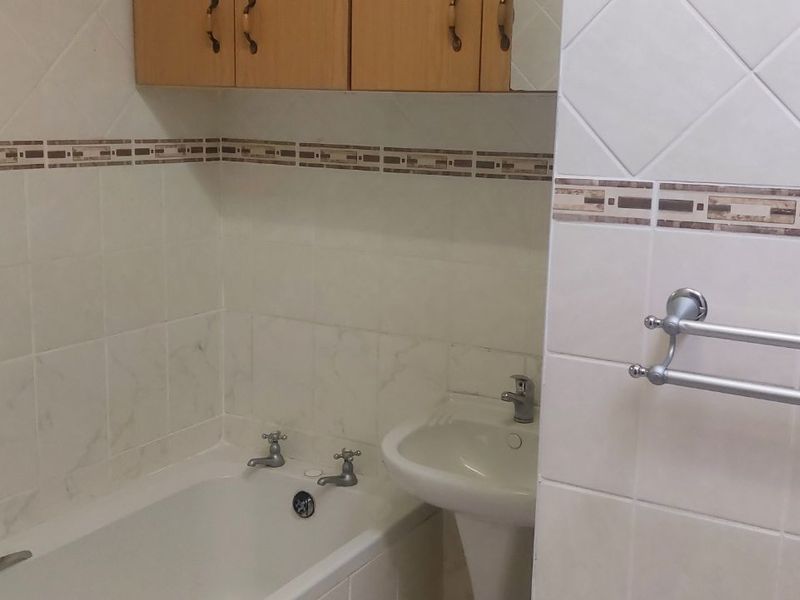 Townhouse For Sale in Polokwane Central - Photo 8