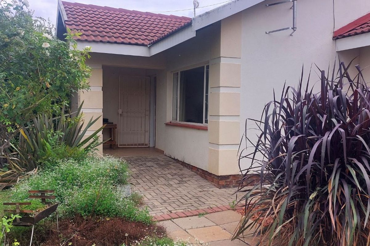 Townhouse For Sale in Polokwane Central - Photo 3