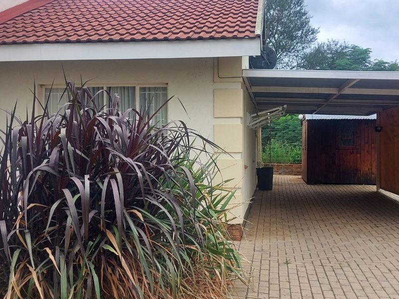 Townhouse For Sale in Polokwane Central - Photo 4