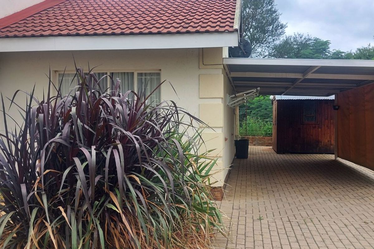Townhouse For Sale in Polokwane Central - Photo 4