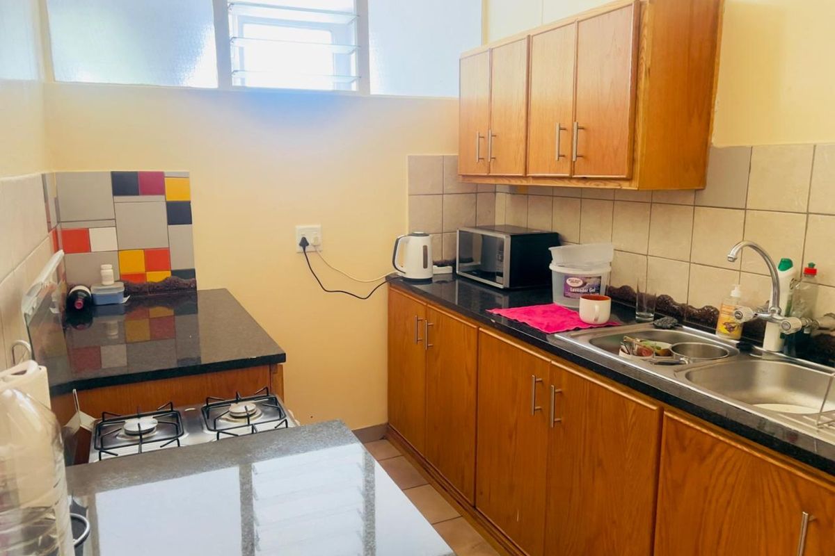 Apartment For Sale in Killarney - Photo 3