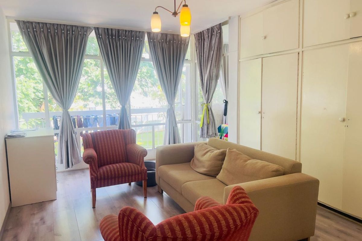 Apartment For Sale in Killarney - Photo 4