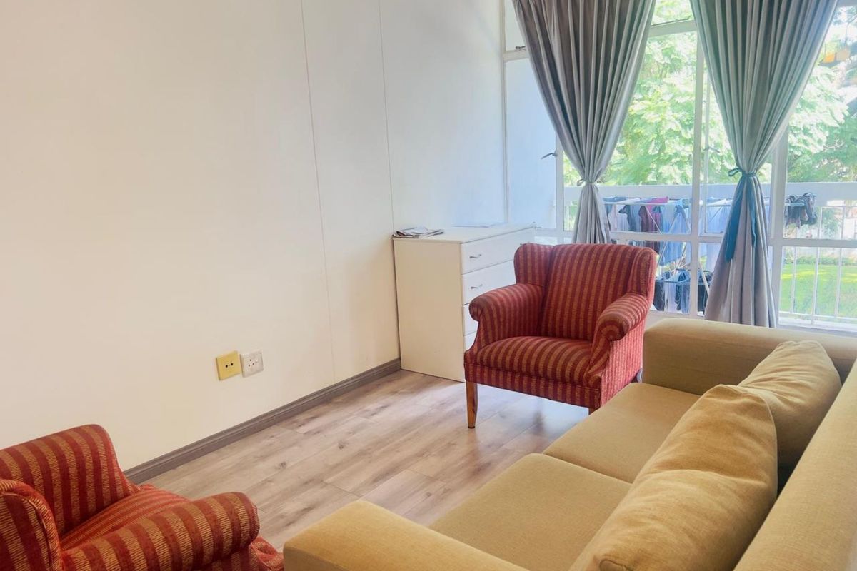 Apartment For Sale in Killarney - Photo 5