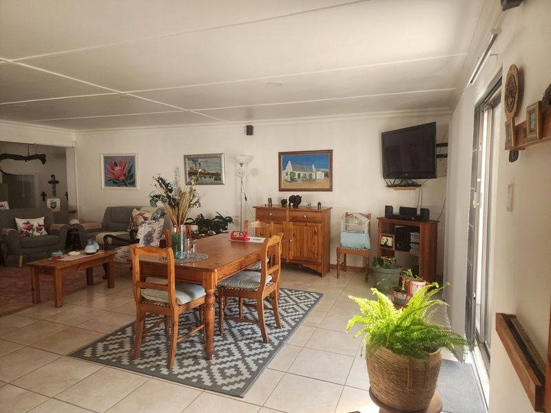 House For Sale in Ashton Central - Photo 10