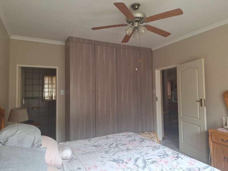 Townhouse For Sale in Modimolle Central - Photo 10