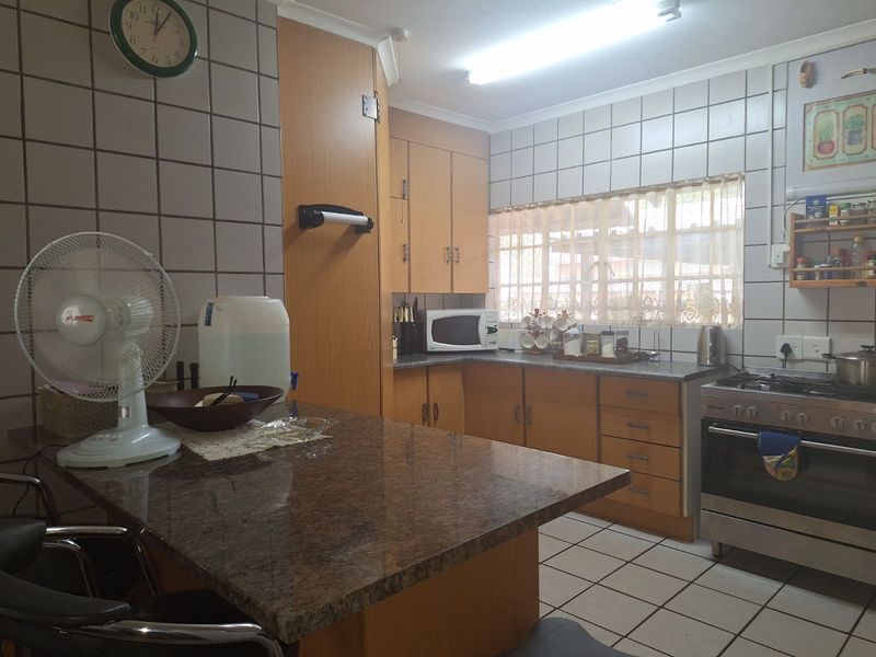 Townhouse For Sale in Modimolle Central - Photo 5