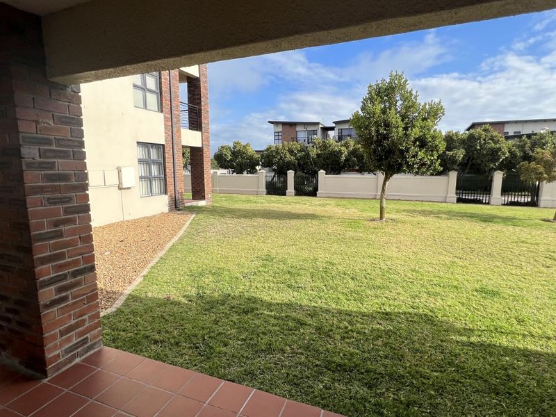 Apartment For Sale in Royal Ascot - Photo 8