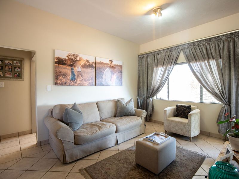 Apartment For Sale in Paramount Estate - Photo 7