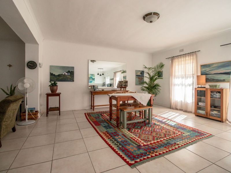 House For Sale in Montagu Central - Photo 7