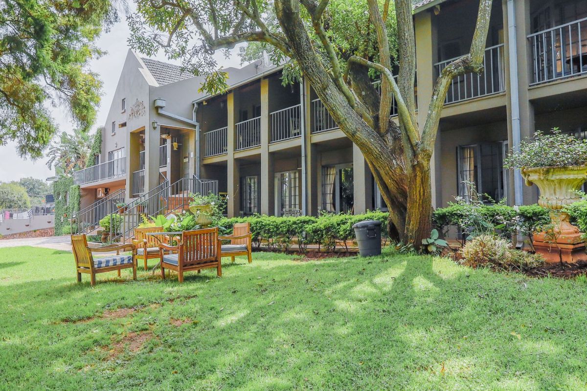 House For Sale in Waterkloof Ridge - Photo 5