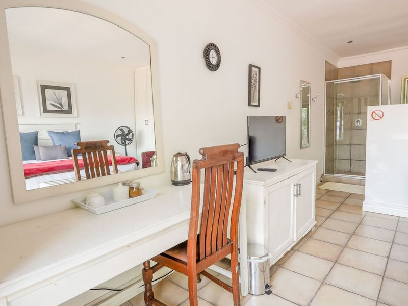 House For Sale in Waterkloof Ridge - Photo 10