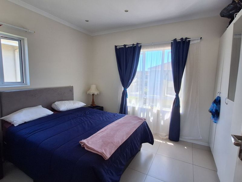 Apartment For Sale in Sheffield Manor - Photo 6