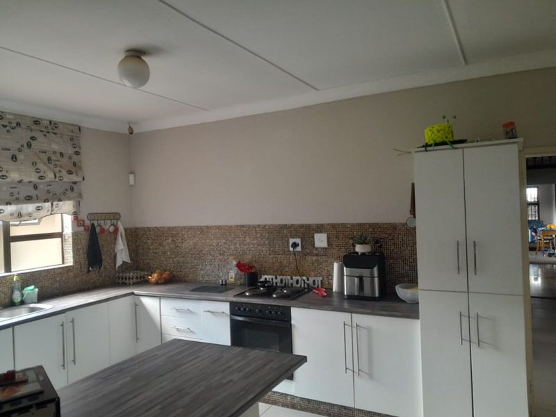 House For Sale in Kuruman Central - Photo 7