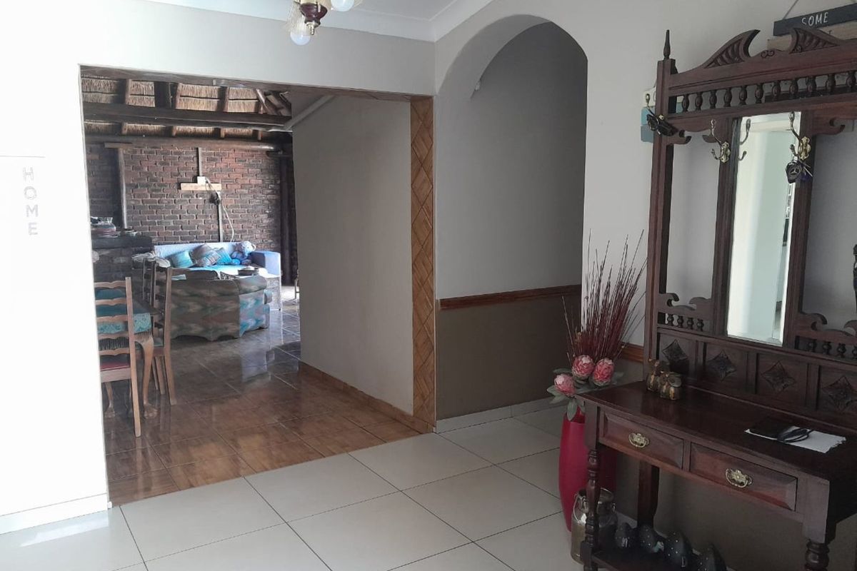 House For Sale in Kuruman Central - Photo 2