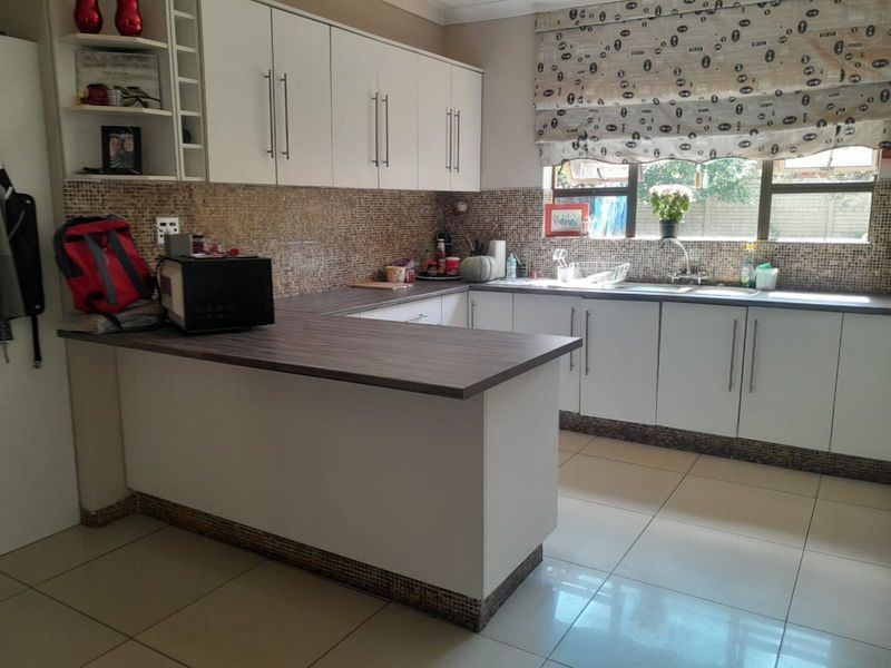 House For Sale in Kuruman Central - Photo 6