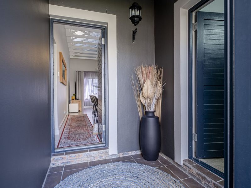 Townhouse For Sale in Westbrook - Photo 8