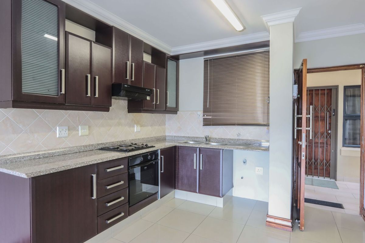 Apartment For Sale in Umhlanga Central - Photo 2