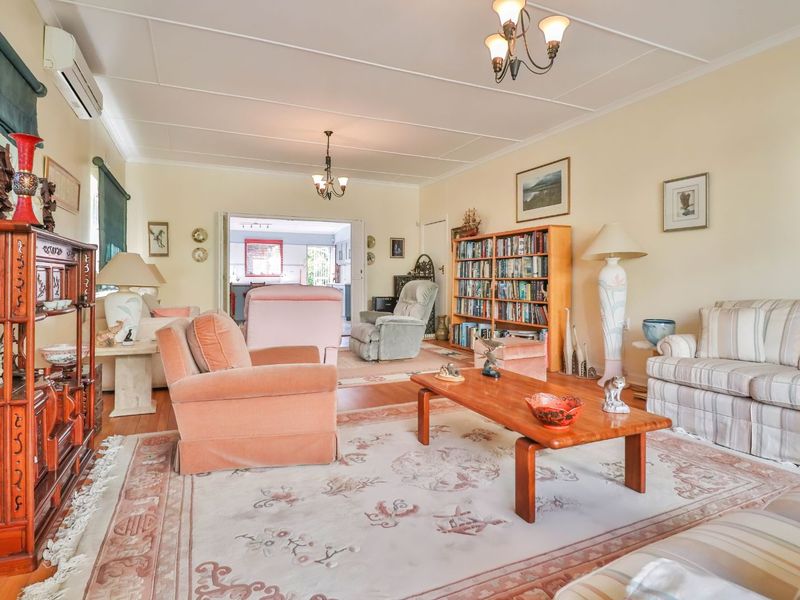House For Sale in Montagu Central - Photo 6