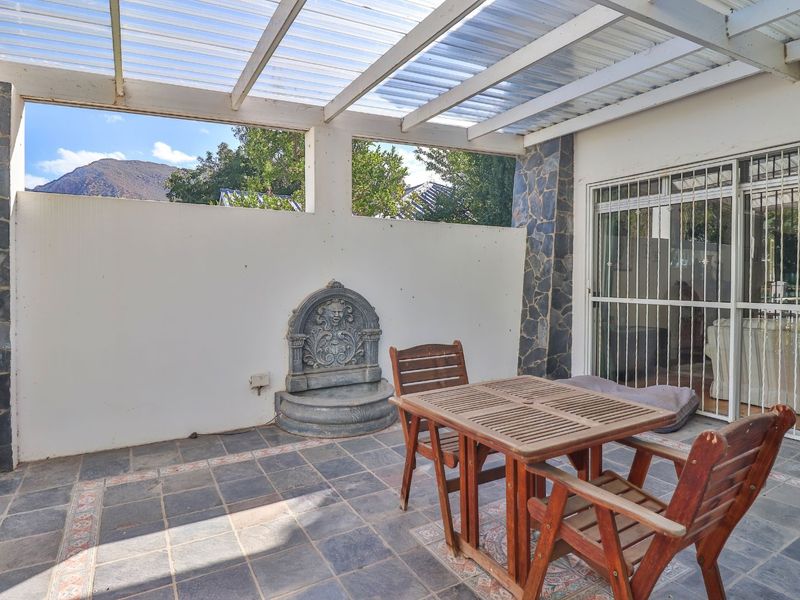 House For Sale in Montagu Central - Photo 4