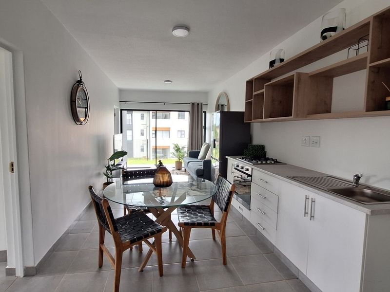 Apartment For Sale in Sheffield Beach - Photo 2