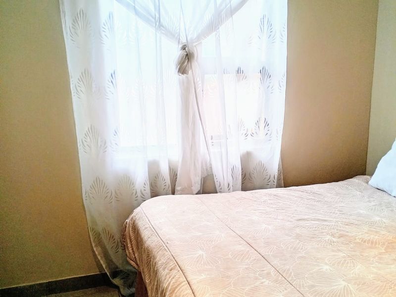 Apartment For Sale in Whiteridge - Photo 3