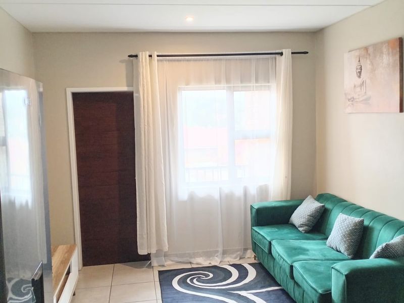 Apartment For Sale in Whiteridge - Photo 7
