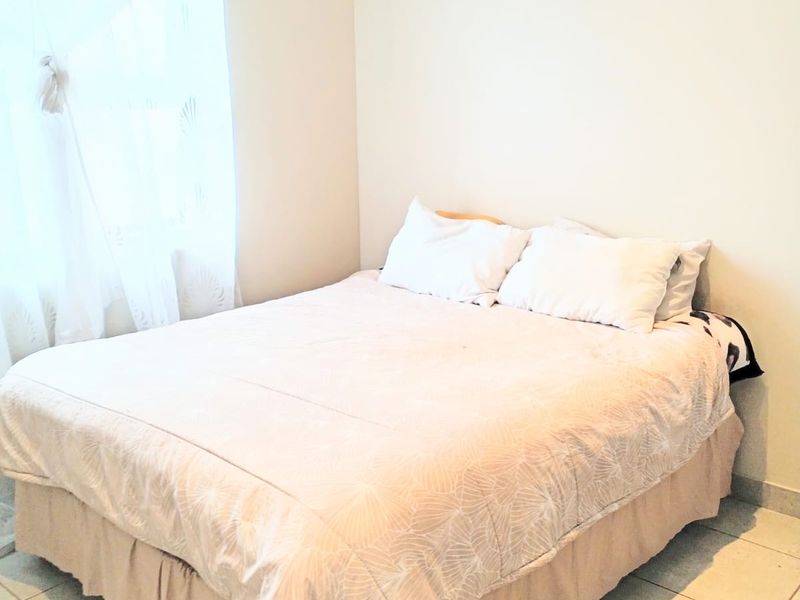Apartment For Sale in Whiteridge - Photo 4