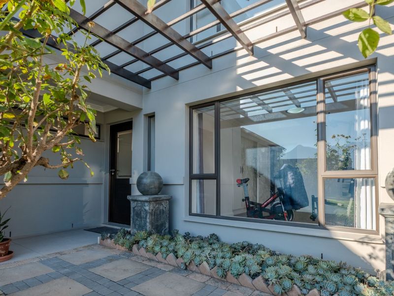 House For Sale in Earls Court Lifestyle Estate - Photo 6
