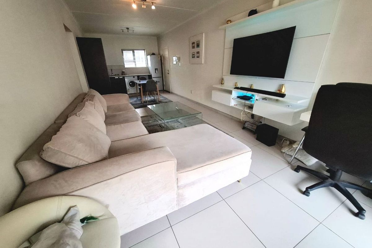 Apartment For Sale in Dainfern - Photo 4