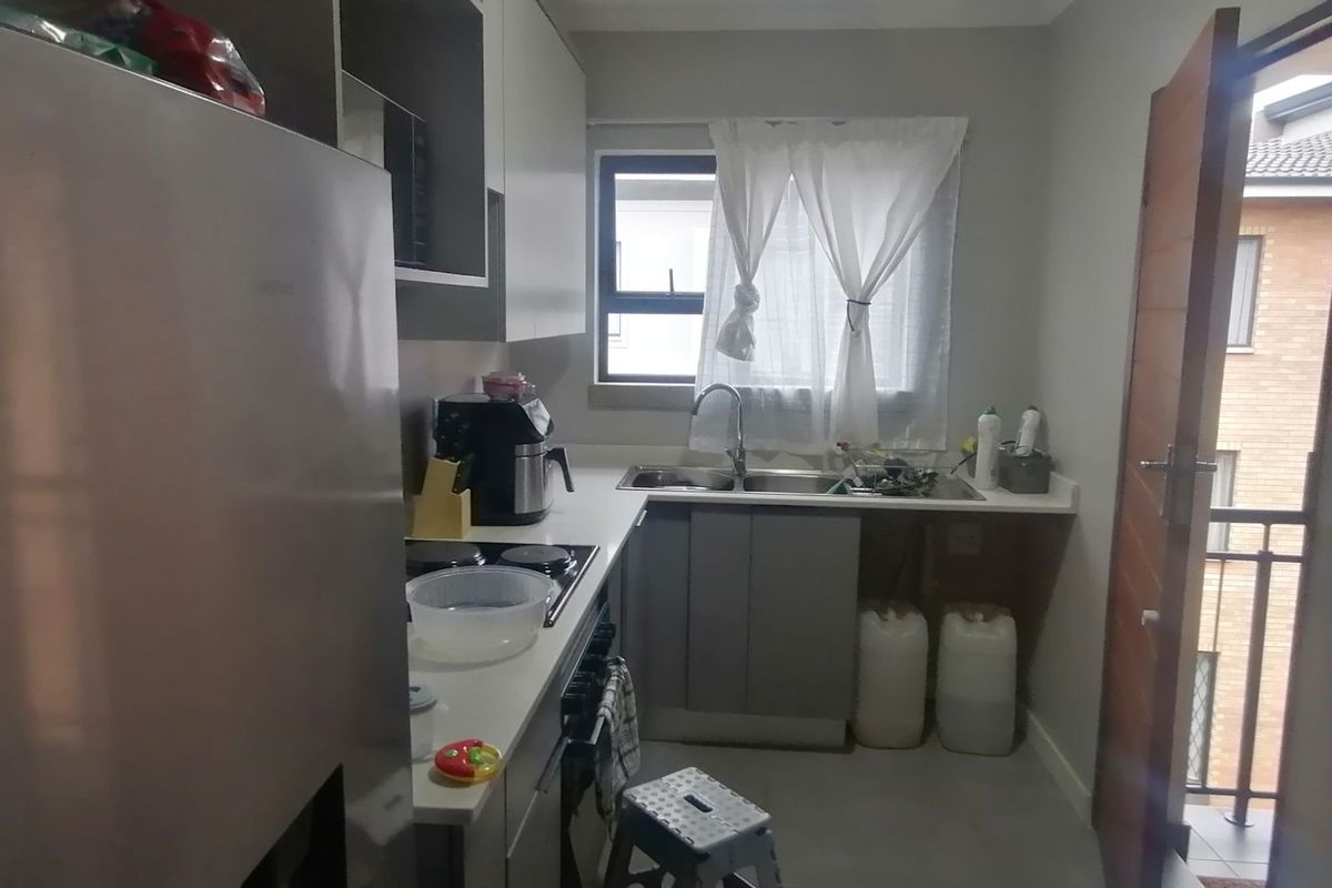 Apartment For Sale in Sinoville - Photo 5