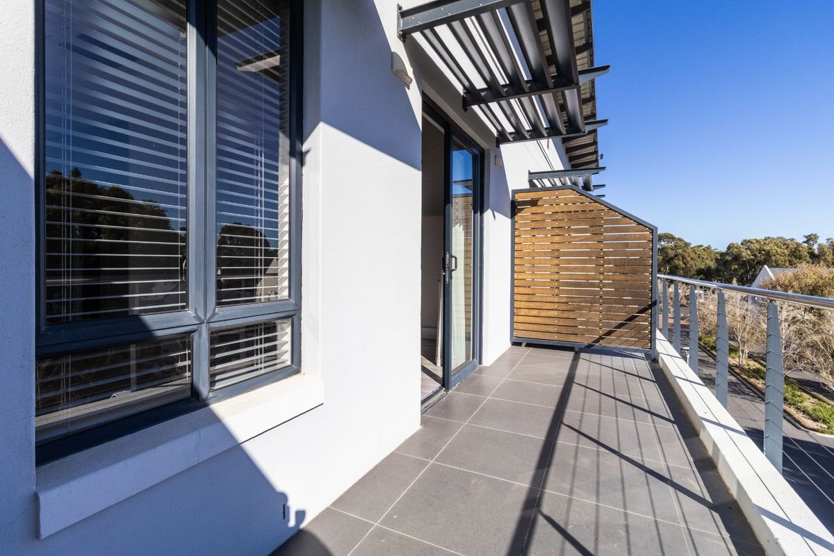 Apartment For Sale in Heartland Historic Precinct - Photo 3