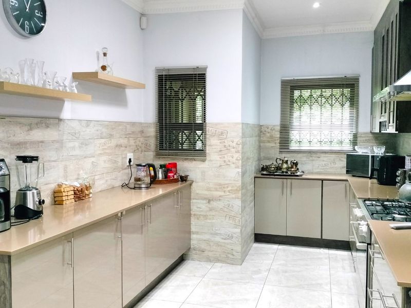 House For Sale in Roodekrans - Photo 3