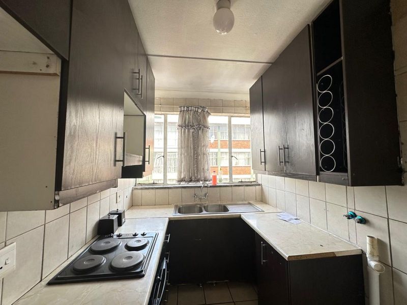 Apartment For Sale in Kempton Park Central - Photo 2