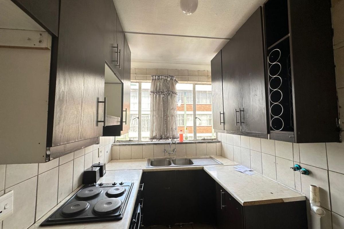 Apartment For Sale in Kempton Park Central - Photo 2