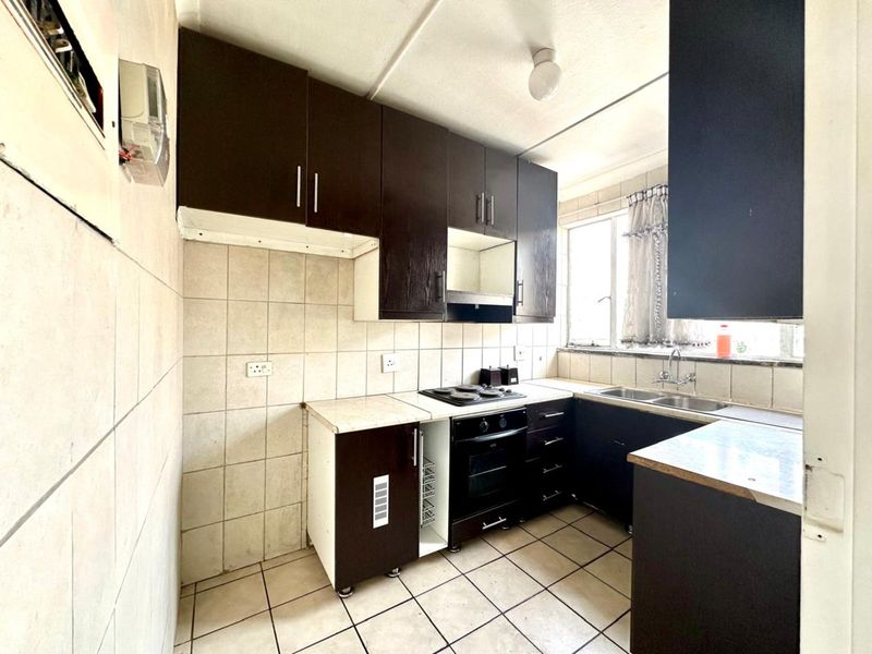 Apartment For Sale in Kempton Park Central - Photo 3