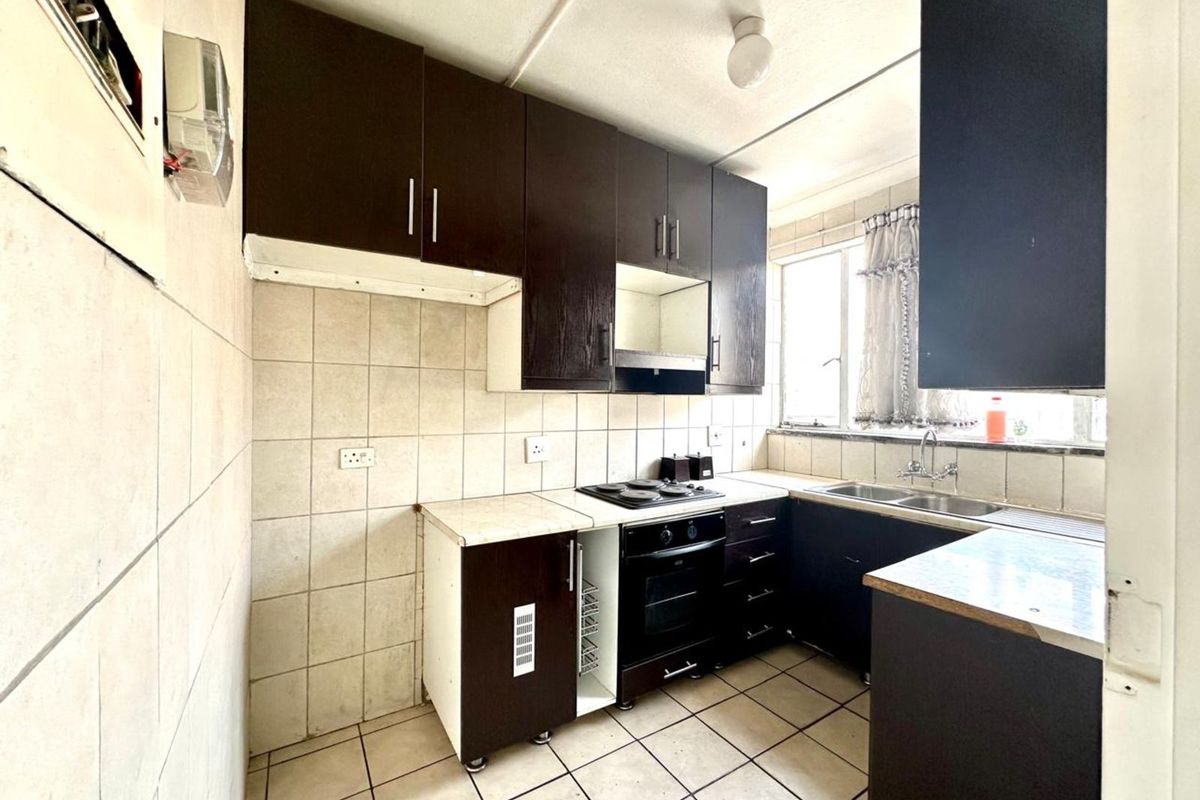 Apartment For Sale in Kempton Park Central - Photo 3