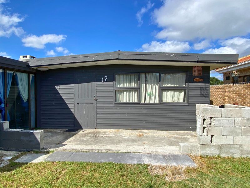 House For Sale in Pearly Beach - Photo 4